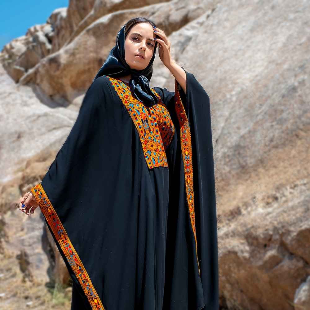 Abaya Papillon Élégante pour Femmes – Inspirée de la Perse avec Tissu Doux