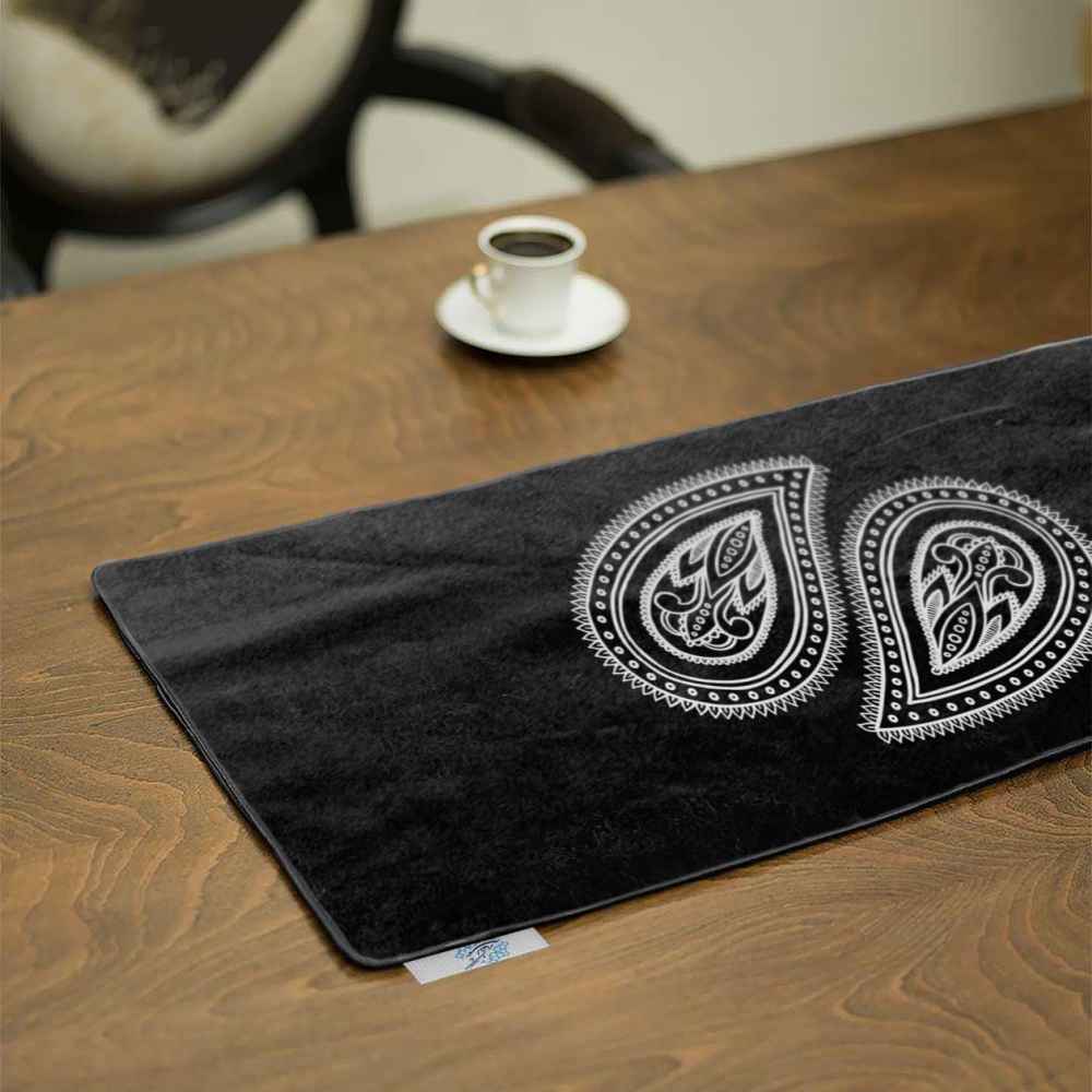 Chemin de table en velours "Persian Elegance" Modèle Tradition