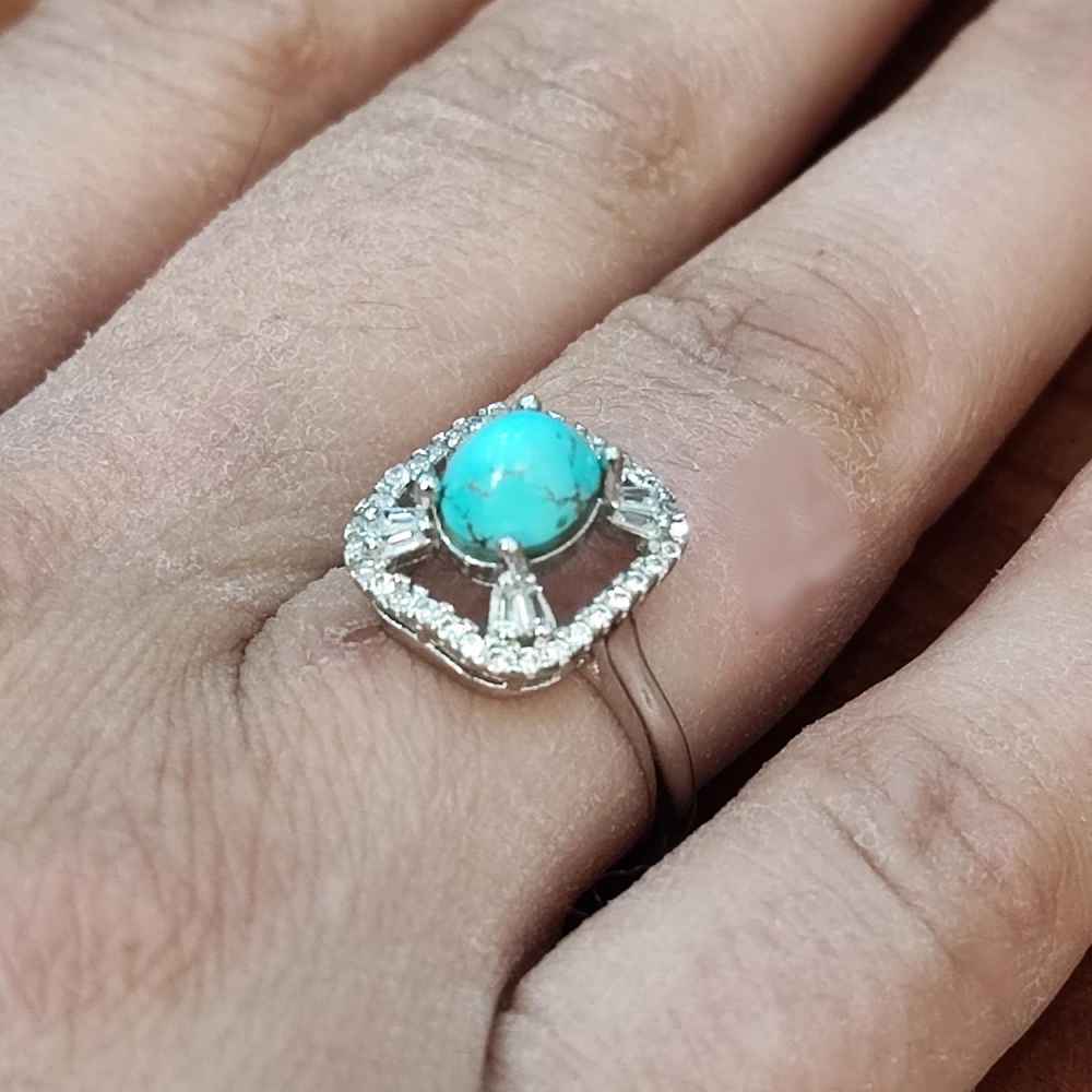 Bague en Argent Persan Faite Main avec Turquoise de Neyshabur Fatima
