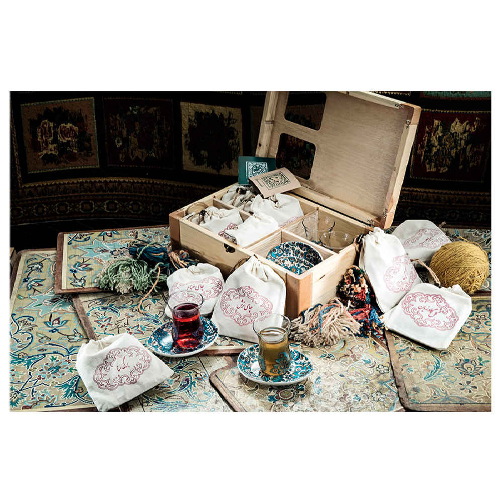 Coffret Cadeau Artisanal Persan Précieux – Modèle Mahnaz