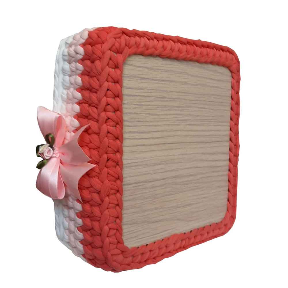 Panier de rangement en crochet rouge et rose modèle Haleh