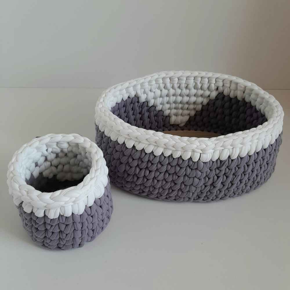 Ensemble de 2 paniers de rangement en crochet modèle Dara