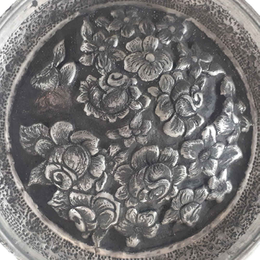 Assiette Décorative Persane en Cuivre Gravée Fleur Rose