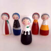 Poupées en Bois au Crochet Fait Main – Grands-mères | Figurines en Bois Personnalisées