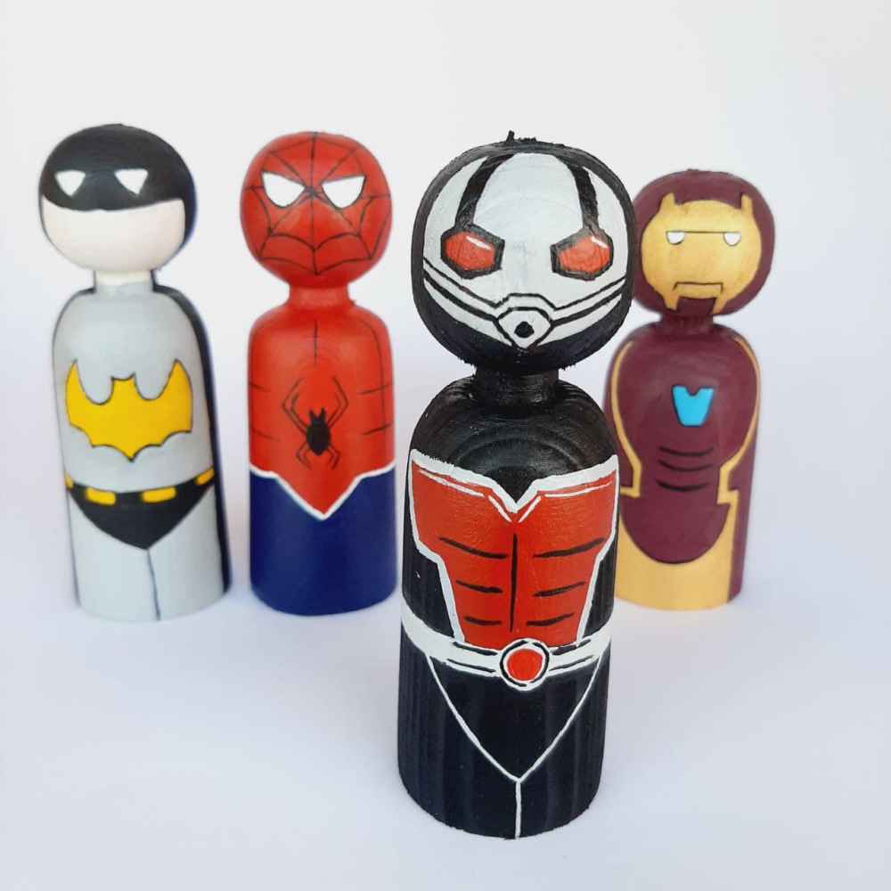 Poupées en Bois au Crochet Fait Main – Super Héros 02 | Figurines Uniques en Bois