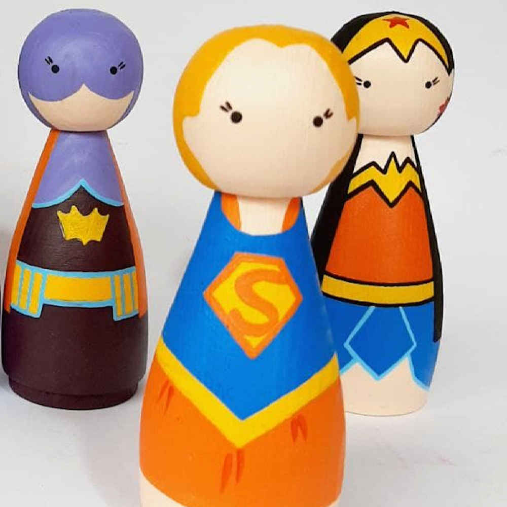 Poupées en Bois au Crochet Fait Main – Superman | Figurines Uniques de Super-héros