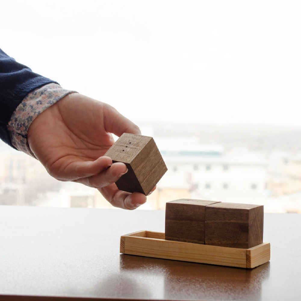 Ensemble de salières et poivrières en bois Vania