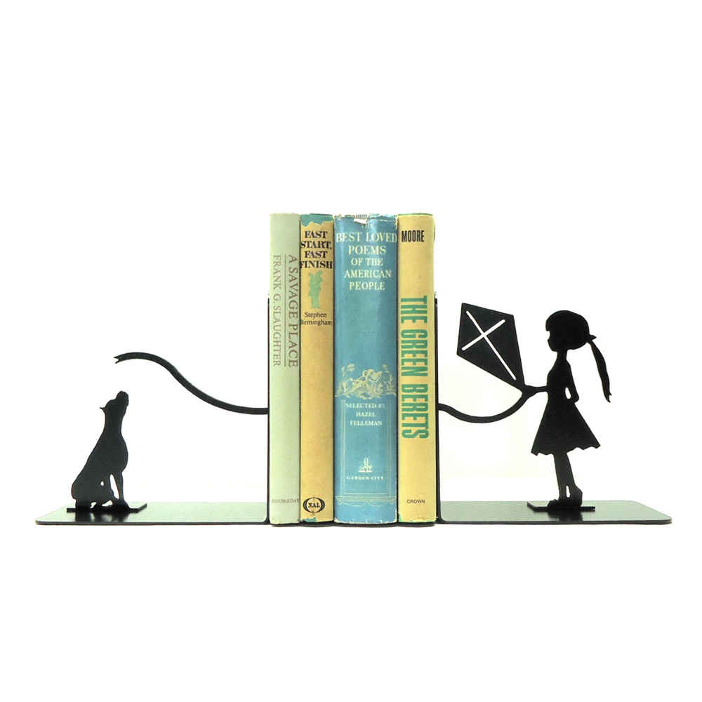 Serre-livres en métal design fille et chien – idée cadeau adaptée