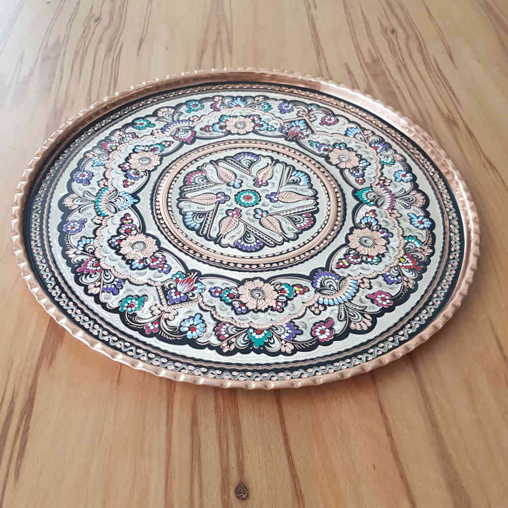 Plateau en cuivre décoratif gravé à la main avec art artisanal persan Darya