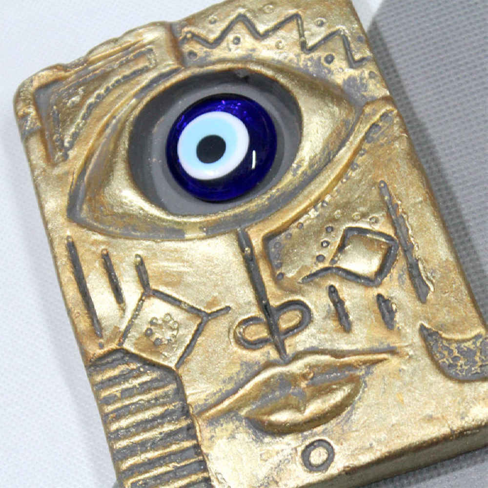 Amulette Murale en Céramique Cheshm Nazar Modèle Doré