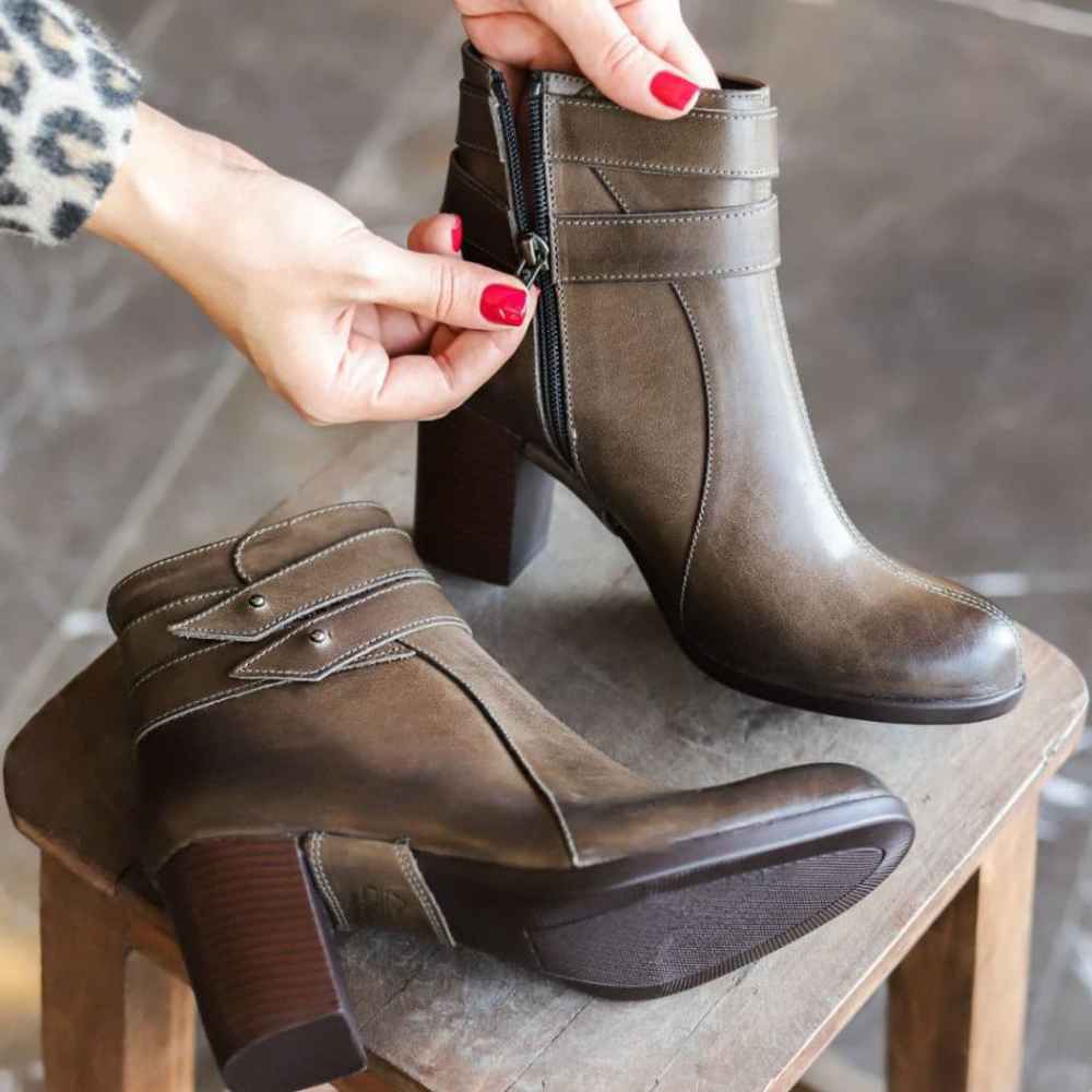 Bottes en cuir pour femmes Cheville – Modèle 112