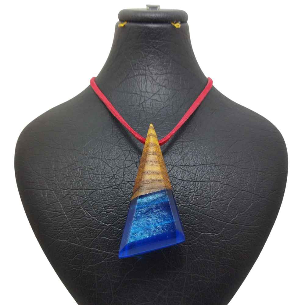 Collier Bois & Résine Artisanal Style Audacieux Tiare