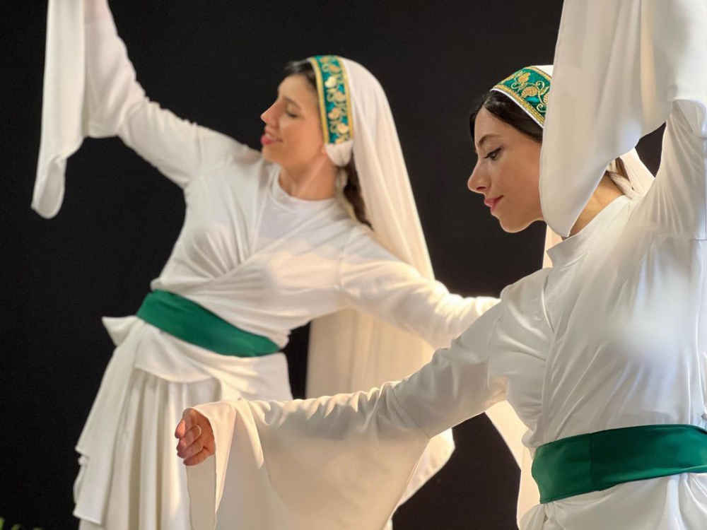Ensemble de Costume de Danse Sama Darvish pour Femmes – Unique & Exquis
