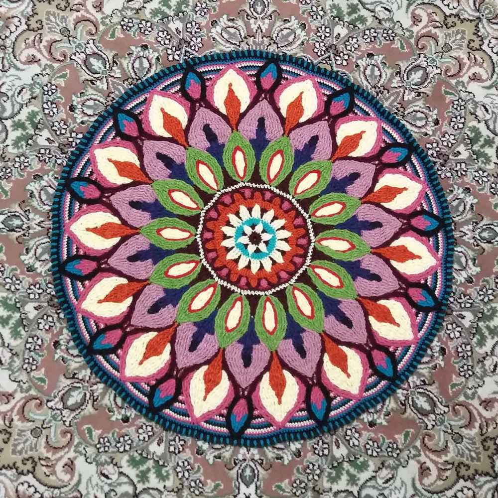 Tapis de sol macramé bohème tissé à la main – Motif Kokab