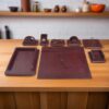 Ensemble organiseur de bureau en cuir bordeaux – 11 pièces