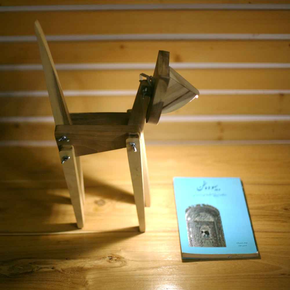 Lampe de bureau en bois fantaisie – chat fait main et réglable