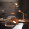 Lampe de bureau réglable en bois – Fabriquée à la main N29