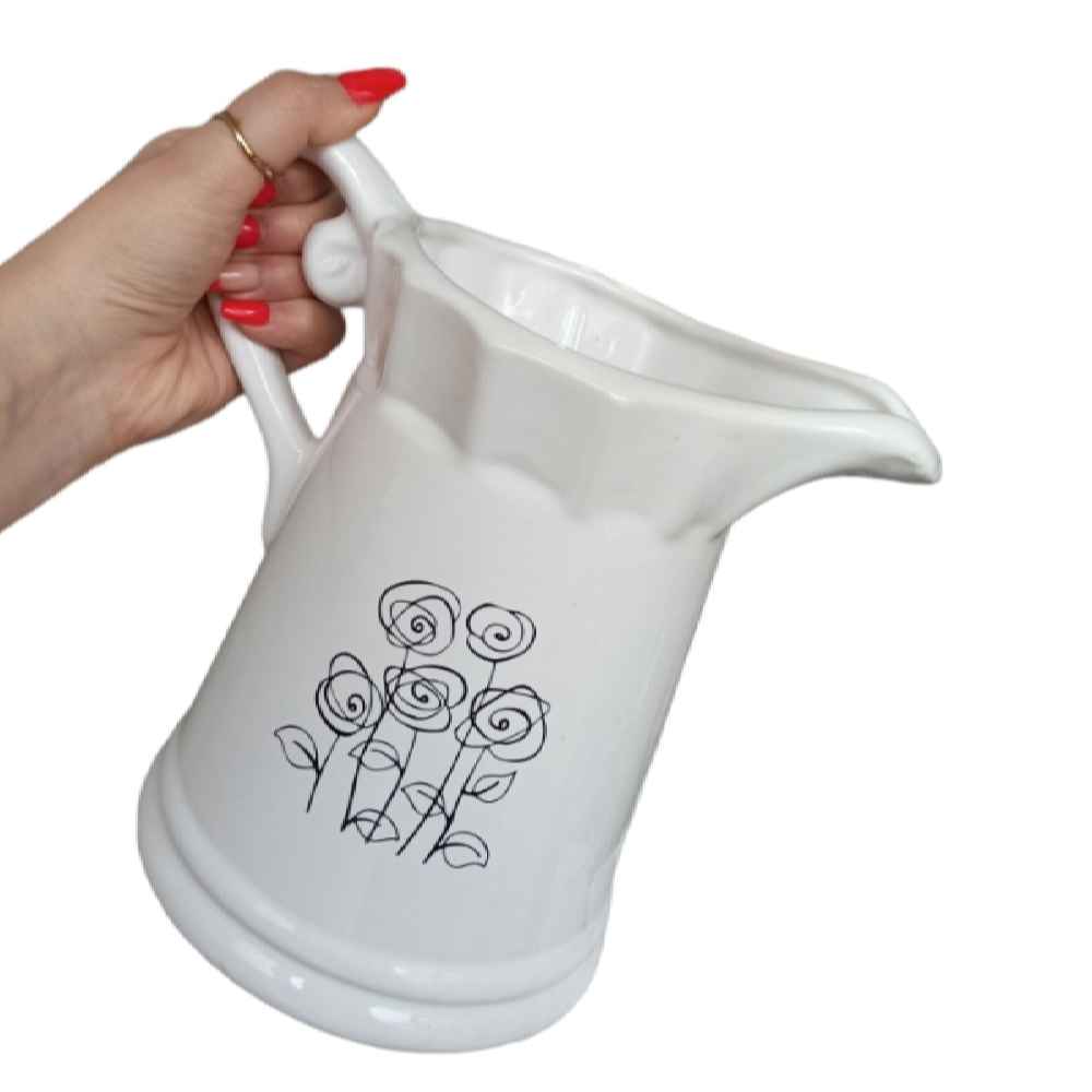 Vase en céramique décoratif modèle Flowers