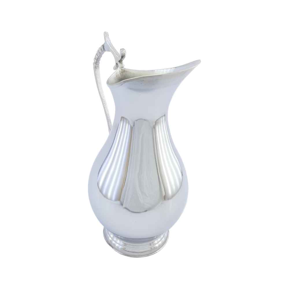 Vase en acier décoratif modèle Vina