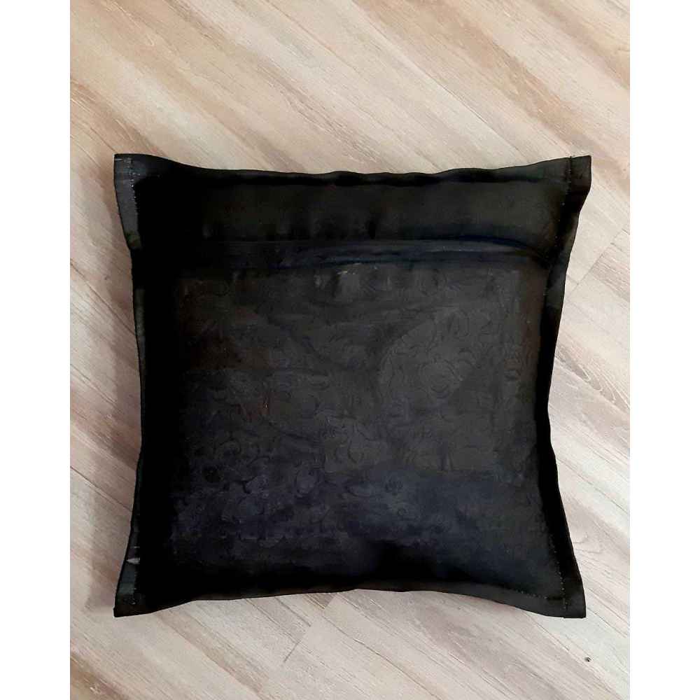 Housse de Coussin Brodée – Design Suzani Jungle