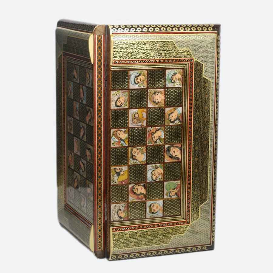 Plateau d'Échecs en Marqueterie Persane Modèle Visages