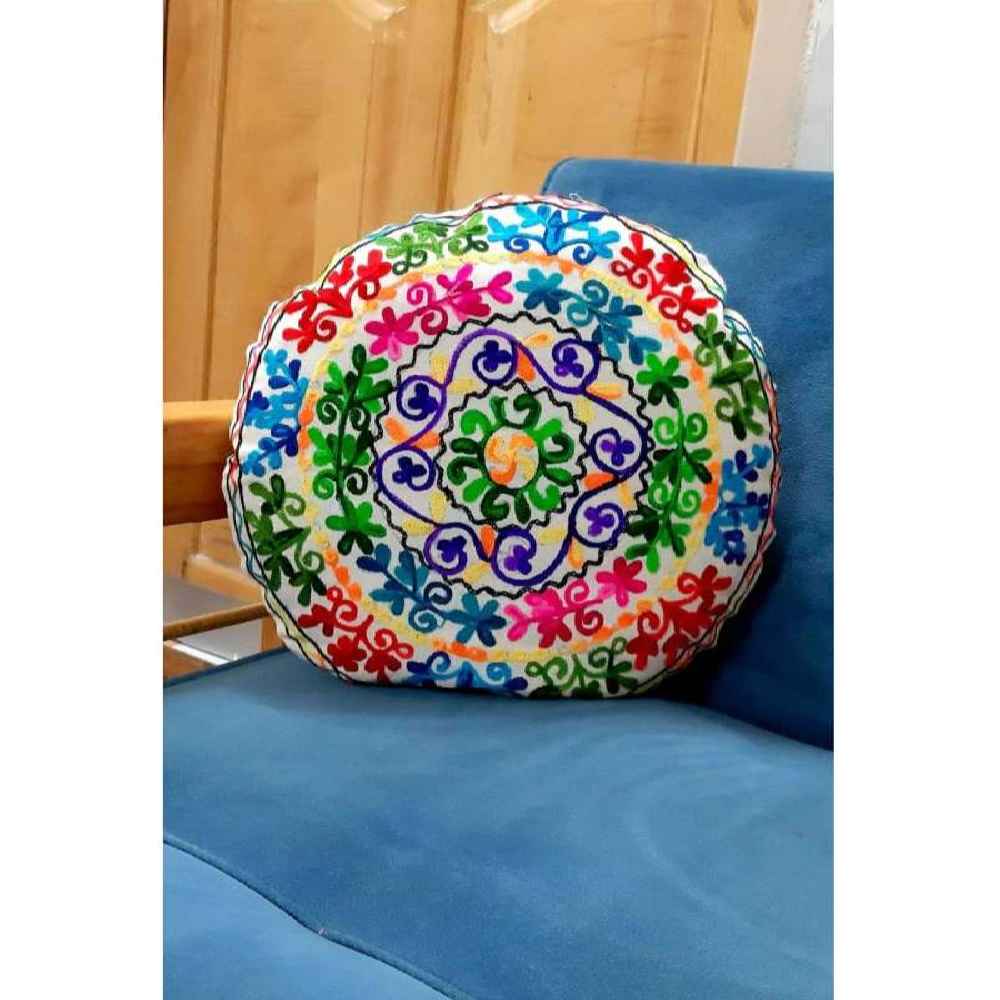Housse de Coussin Brodée – Design Suzani Rond Rana