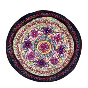 Nappe ronde brodée à la main Modèle Kian