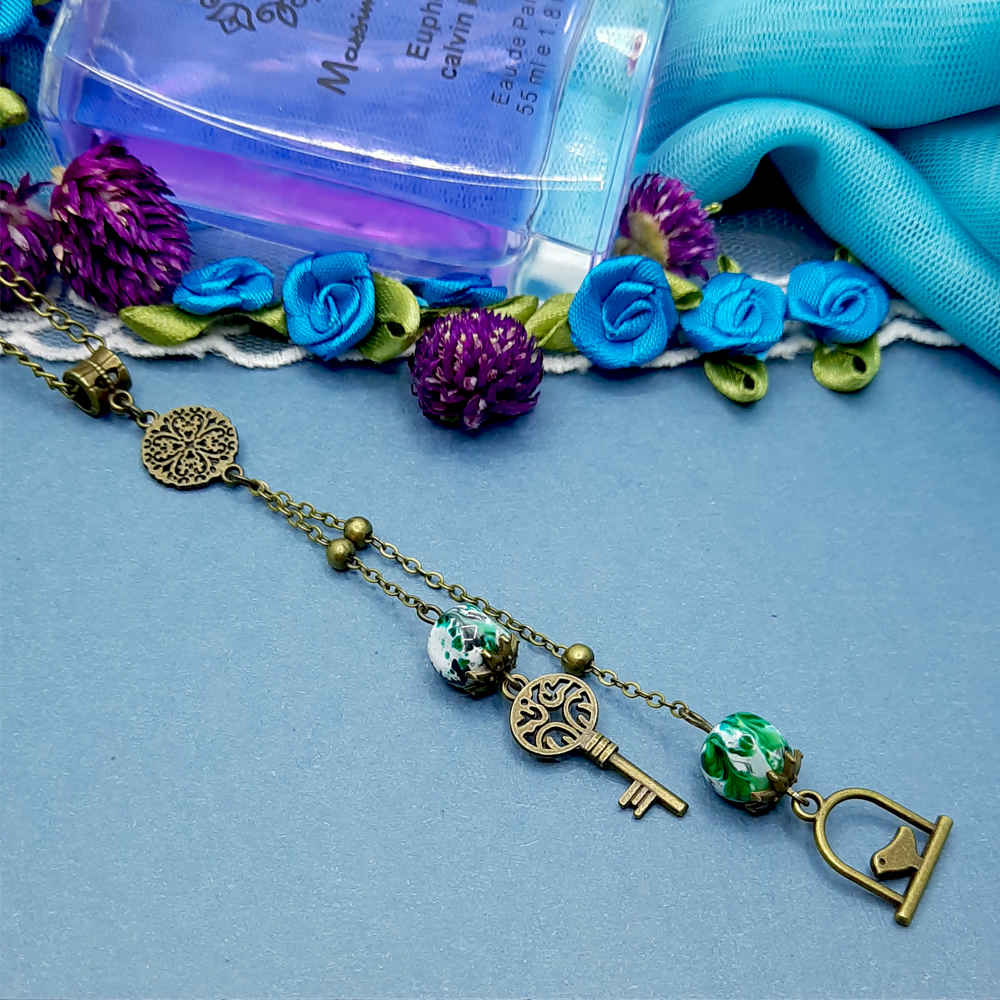 Collier en bronze au design minimaliste pour femmes Elaheh