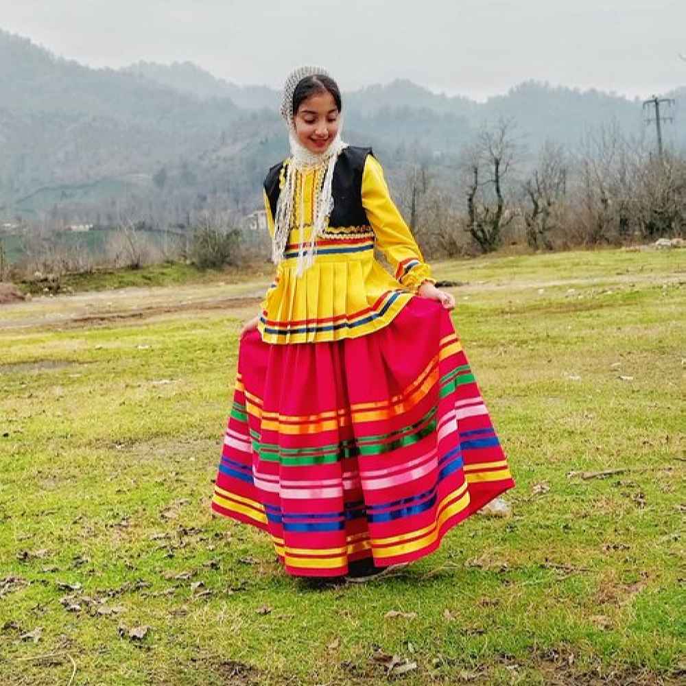 Ensemble de Vêtements Traditionnels Gilani pour Filles Perses