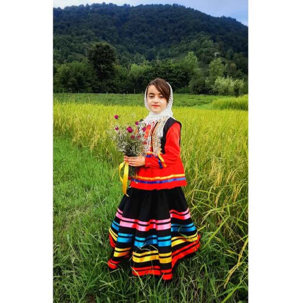 Ensemble de Vêtements Traditionnels Gilaki pour Filles Perses