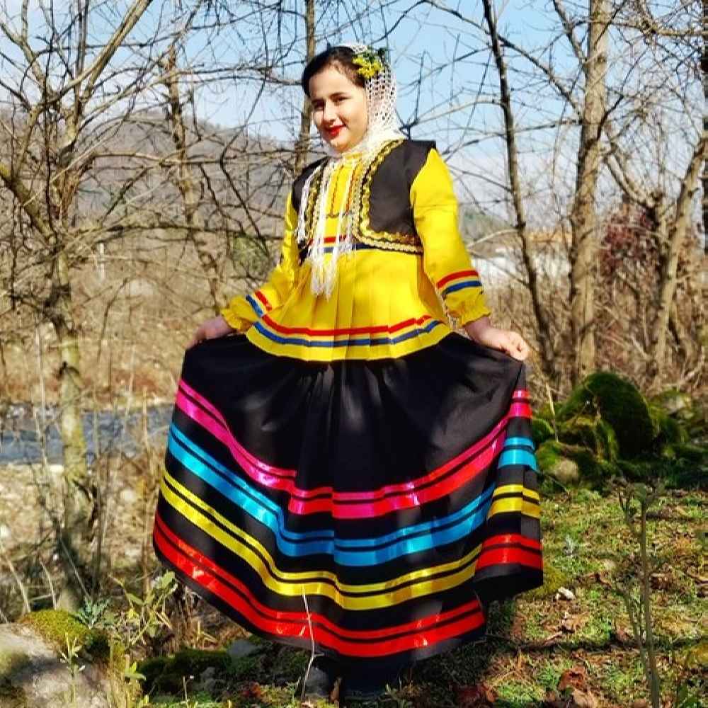 Ensemble de Costume Traditionnel Gilaki pour Filles Perses