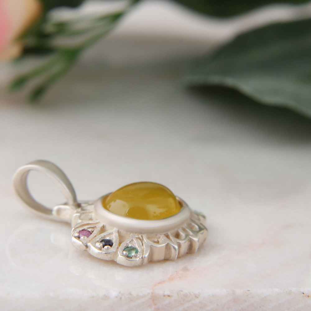 Pendentif en argent persan style classique avec pierre précieuse Agate Sea