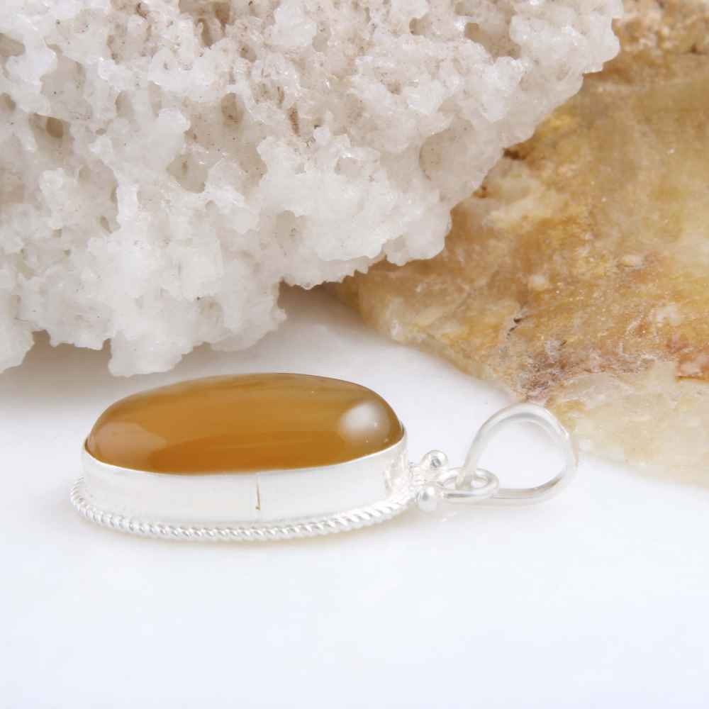 Pendentif en argent persan style classique avec pierre précieuse Agate Yar