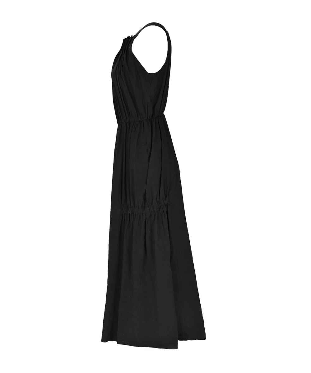 Modèle de robe de mode féminine Diana