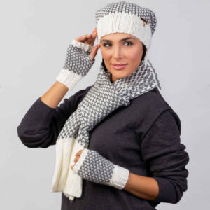 Ensemble Bonnet et Écharpe Tricotés pour Femme Modèle Sara