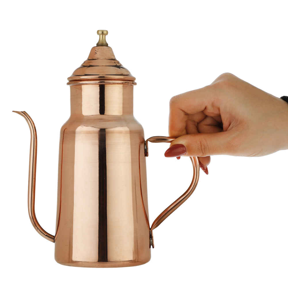 Cruche à huile en cuivre modèle Nafas