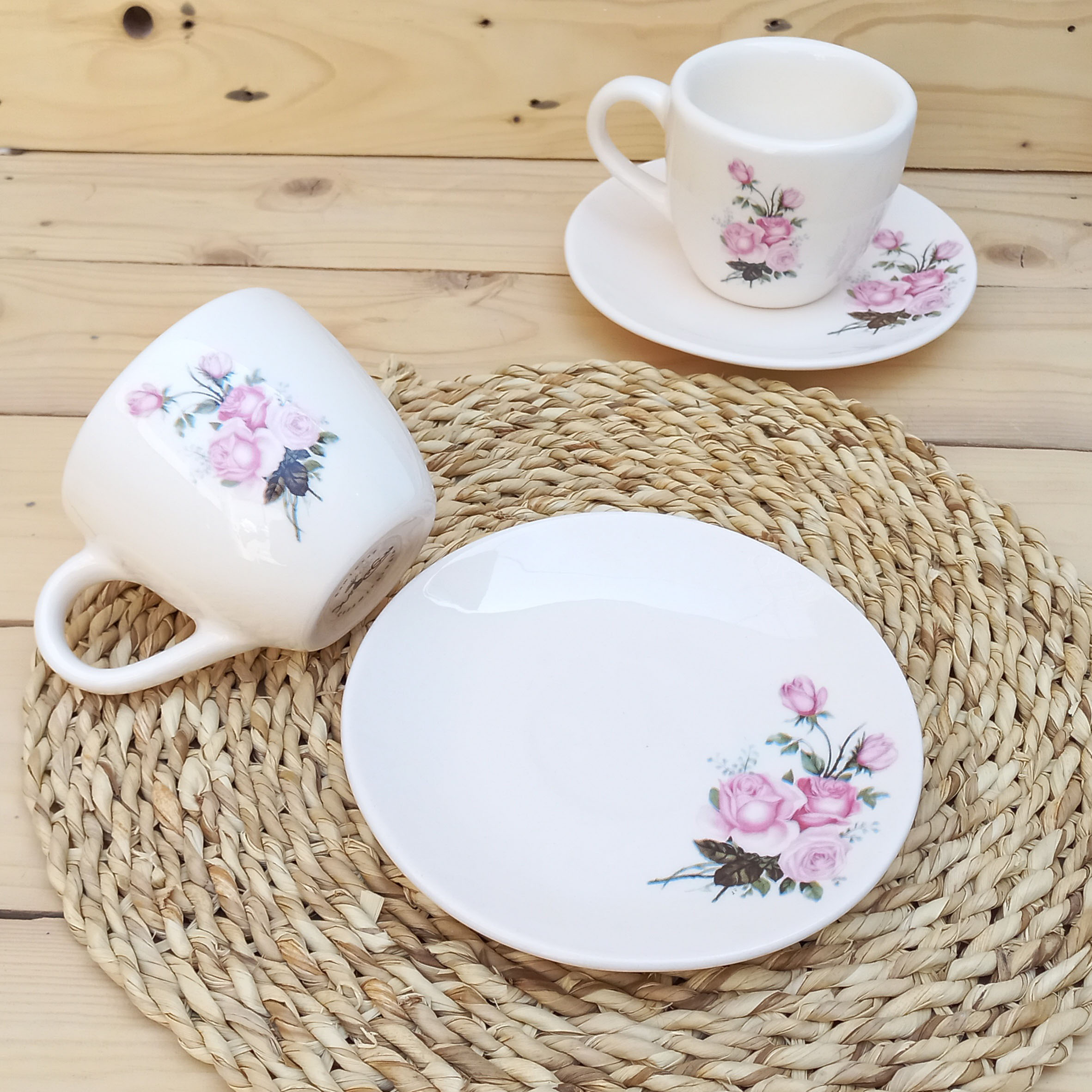 Ensemble de Tasses à Thé Persanes de 2 avec Soucoupe – Design Céramique Dorsa
