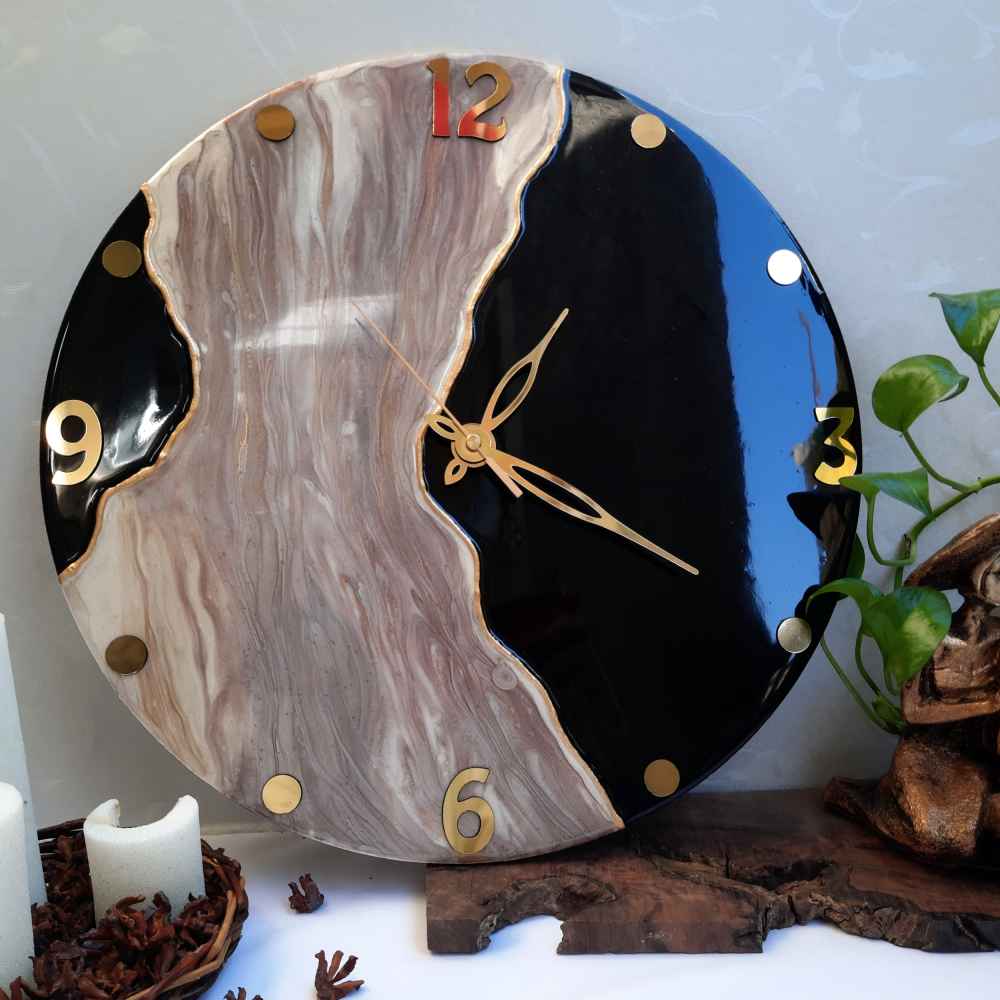 Horloge Murale en Résine Artisanale – Style Abstrait Barook