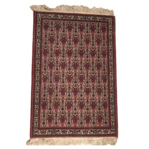 Tapis en laine persan noué à la main modèle Parmis