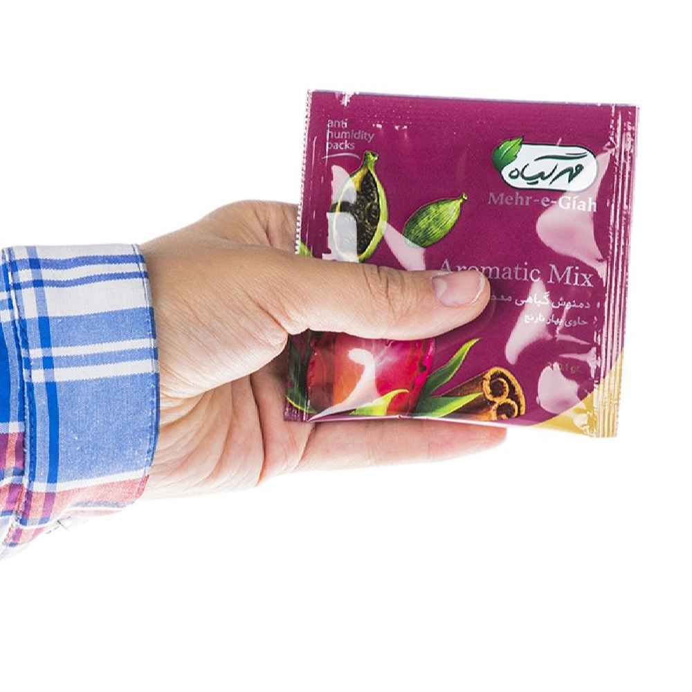 Mélange de tisane : Cardamome, Orange amère & Cannelle – 4 paquets