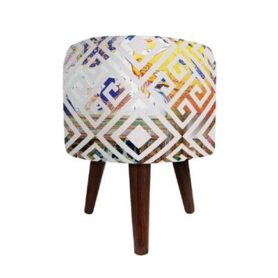 Pouf en velours luxueux avec pieds en bois rond Rava