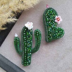 Ensemble de 2 épingles féminines faites main perles – Modèle Cactus