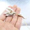 Flower Brooch Pin – Steel Laleh Model: Broche Fleur – Modèle Laleh en Acier