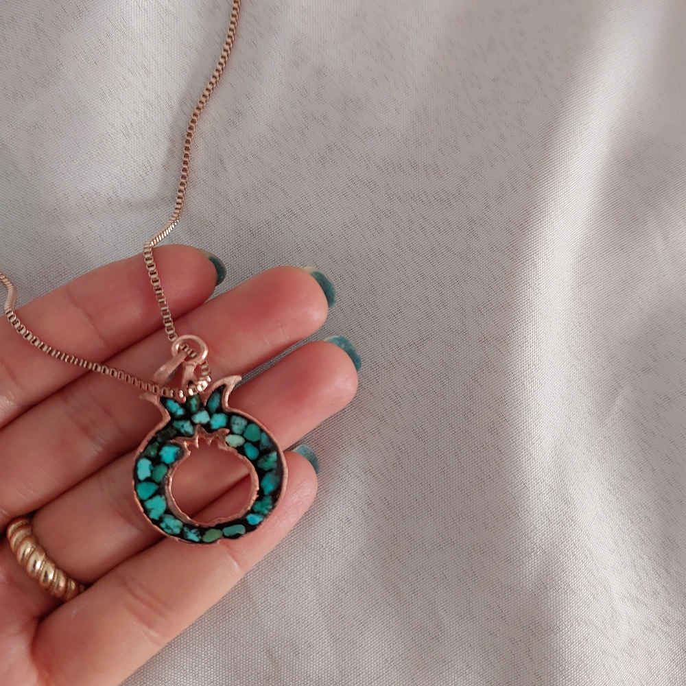 Collier en cuivre pour femmes, artistique Grenade