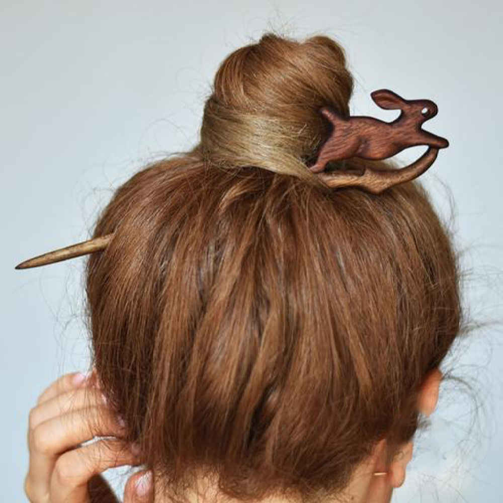 Bâtonnet de cheveux en bois fait main Design Matter Lapin Grande Taille
