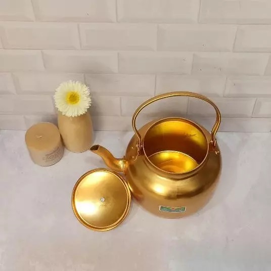 Bouilloire Légère pour Camping – Compatible avec les Feux de Camp (Tailles Disponibles)