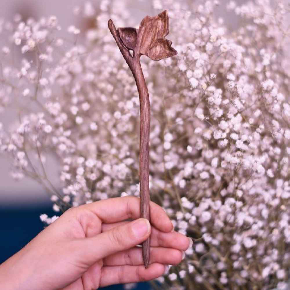 Bâtonnet de cheveux en bois fait main Design Matter Feuille Grande Taille