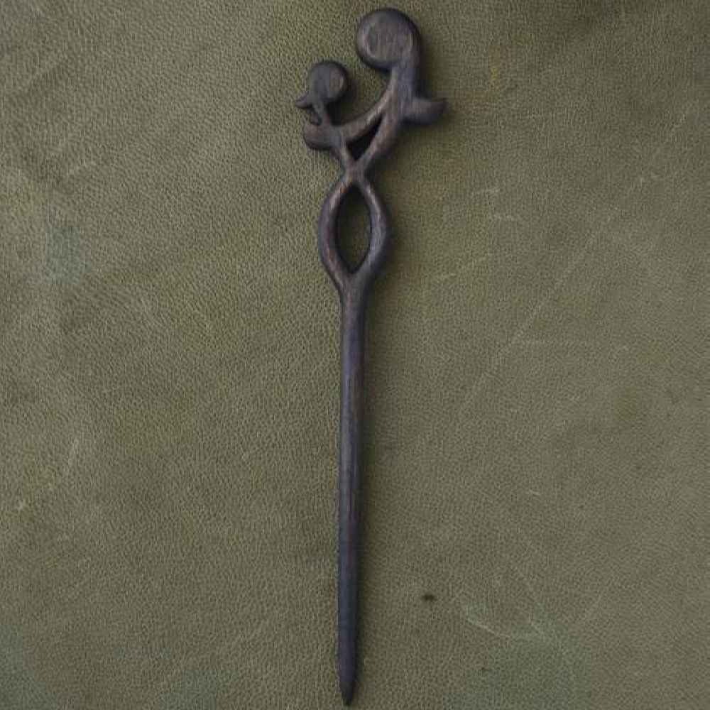 Bâtonnet de cheveux en bois fait main Design Matter Sceau de Mère Grande Taille