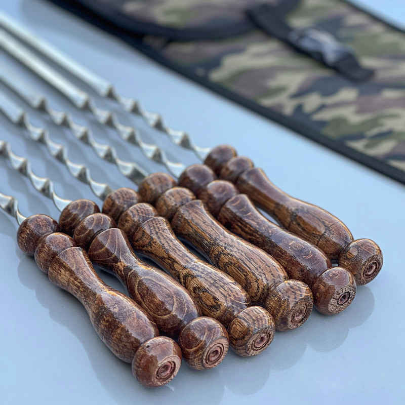 Ensemble de Six Brochettes en Acier avec Manche en Bois (63 cm) pour Kebab et Grillades