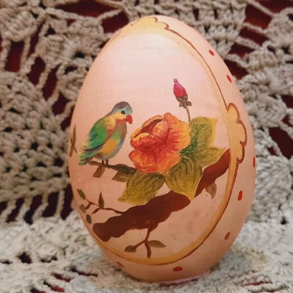 Œuf élégant en céramique pour Haftseen de Nowruz – Roya